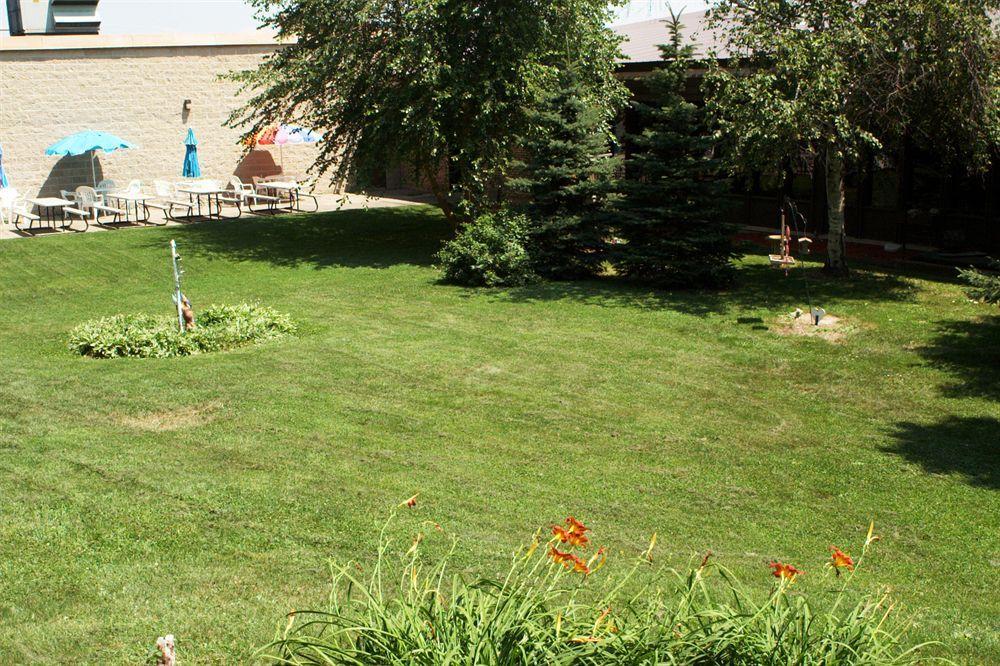 Voyageur Inn And Conference Center Reedsburg Eksteriør billede
