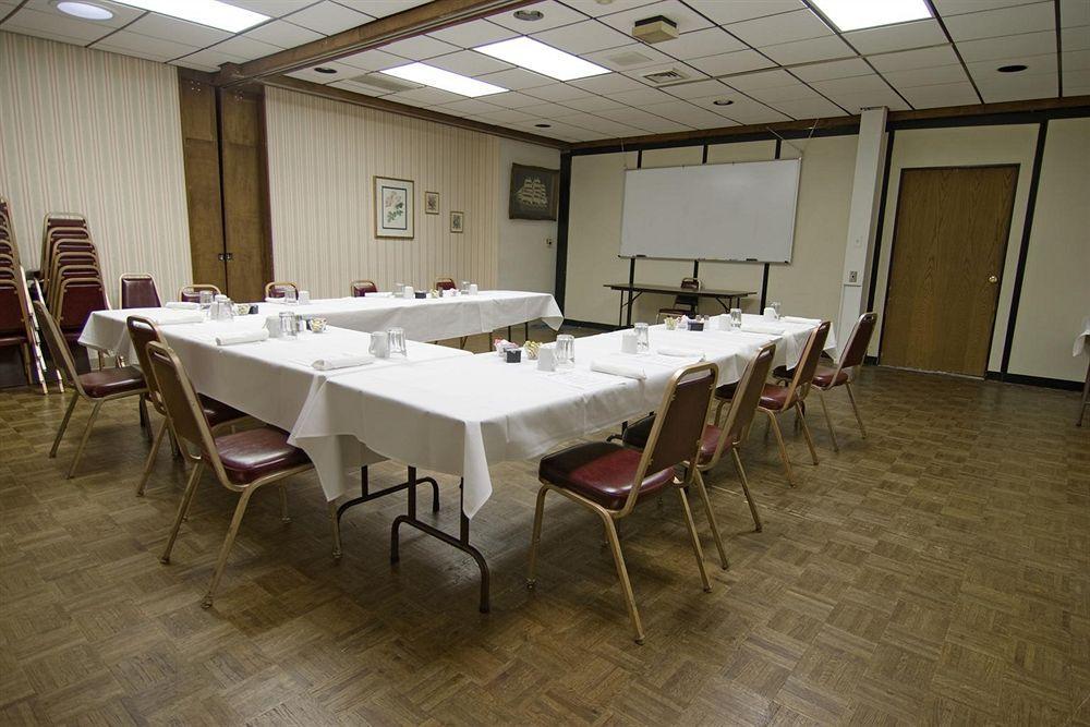 Voyageur Inn And Conference Center Reedsburg Eksteriør billede